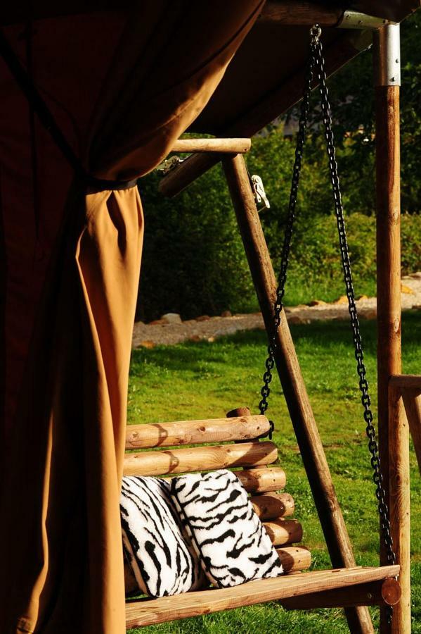 Kimaro Farmhouse Colmery Bagian luar foto